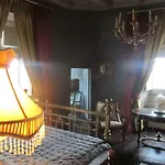 Bed & Breakfast Chateau De Canac
