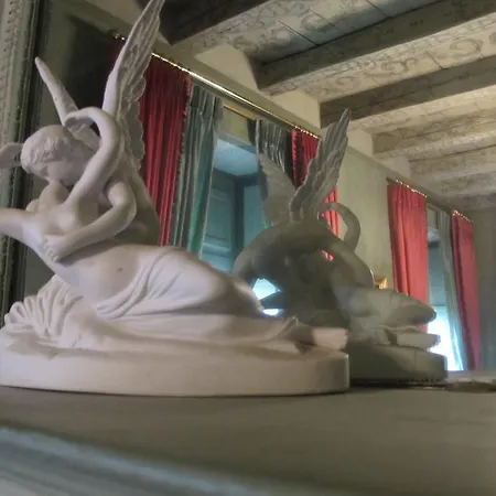 卡纳克城堡住宿加早餐旅馆 罗德兹