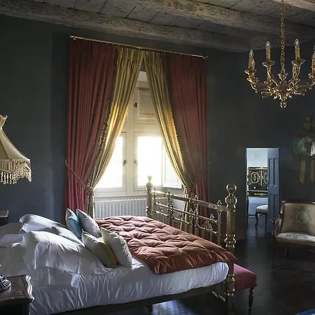 Bed & Breakfast Chateau De Canac 3*
